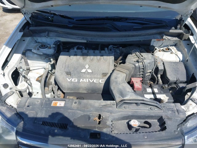 JA4JZ4AX1EZ602402 Mitsubishi OUTLANDER GT