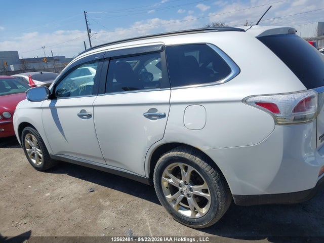 JA4JZ4AX1EZ602402 Mitsubishi OUTLANDER GT