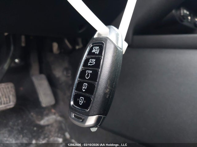 12562506 :رقم المزاد ، KMHLM4AG0PU583687 vin ، 2023 Hyundai Elantra Preferred Ivt مزاد بيع