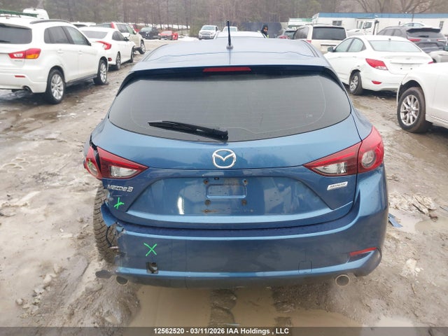 3MZBN1L76JM232428 Mazda MAZDA3