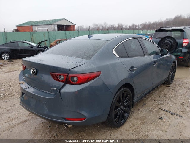 JM1BPBDM6R1652982 Mazda MAZDA3