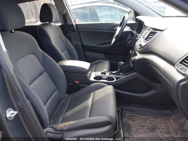 Продажа на аукционе авто 2017 Hyundai Tucson Limited/sport And Eco/se, vin: KM8J3CA40HU478790, номер лота: 12562547