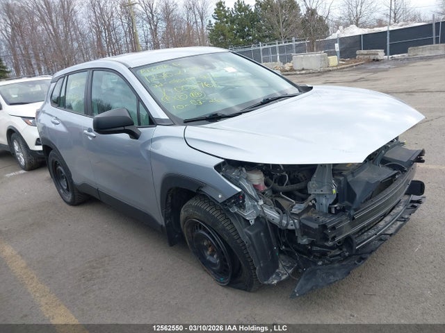 2022 Toyota Corolla Cross მანქანა იყიდება აუქციონზე, vin: 7MUAAABG7NV002968, აუქციონის ნომერი: 12562550