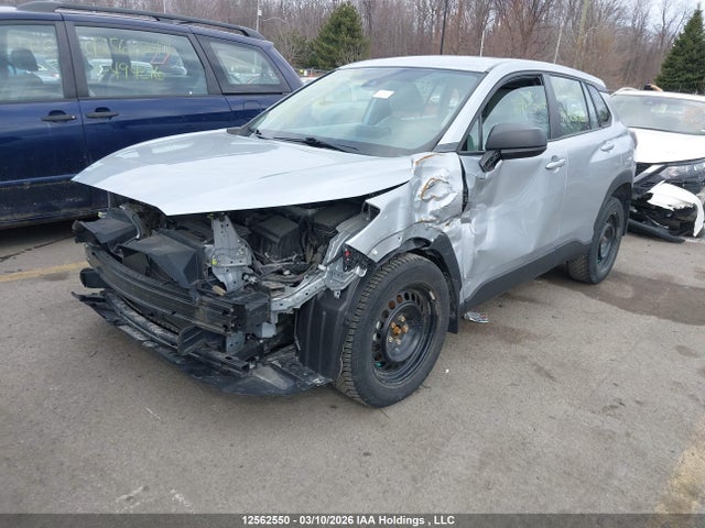 2022 Toyota Corolla Cross მანქანა იყიდება აუქციონზე, vin: 7MUAAABG7NV002968, აუქციონის ნომერი: 12562550