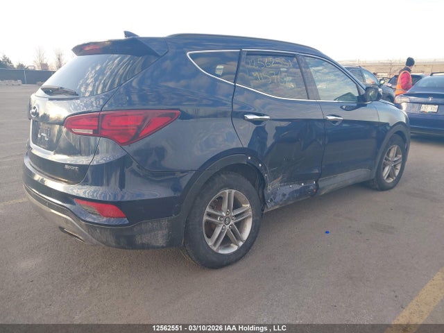 5XYZUDLB0HG415762 Hyundai Santa Fe
