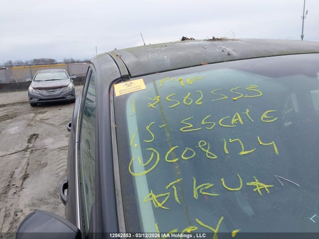 12562553 :رقم المزاد ، 1FMCU9GX7FUC08124 vin ، 2015 Ford Escape Se مزاد بيع