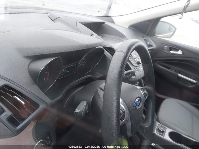 12562553 :رقم المزاد ، 1FMCU9GX7FUC08124 vin ، 2015 Ford Escape Se مزاد بيع