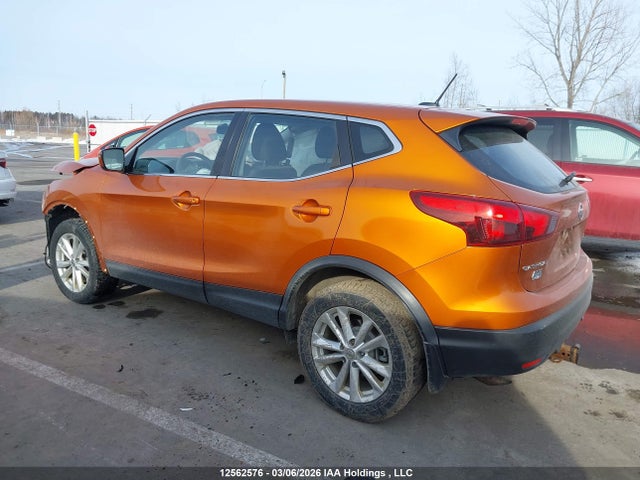 JN1BJ1CR9HW136628 Nissan Qashqai S/sl/sv