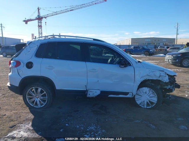 WVGMV7AX8HK041334 Volkswagen Tiguan Comfortline