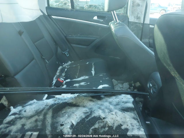 WVGMV7AX8HK041334 Volkswagen Tiguan Comfortline