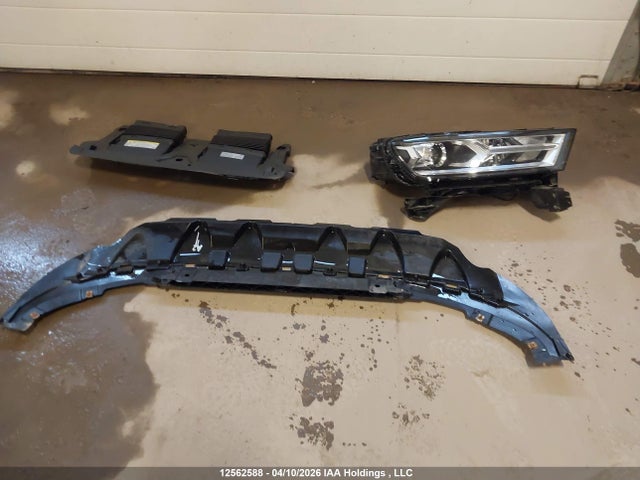 WA1LAAF78JD041596 Audi Q7 Premium Plus