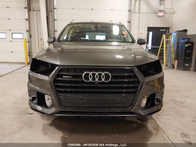 WA1LAAF78JD041596 Audi Q7 Premium Plus