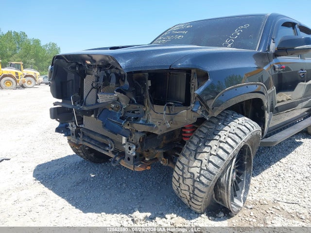 2020 Toyota Tacoma Double Cab/sr/sr5/trd Sport/trd Off Road/trd Pro მანქანა იყიდება აუქციონზე, vin: 5TFCZ5AN3LX212770, აუქციონის ნომერი: 12562590
