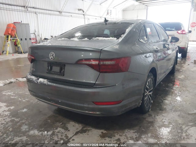 12562593 :رقم المزاد ، 3VWE57BU1MM064046 vin ، 2021 Volkswagen Jetta Highline مزاد بيع