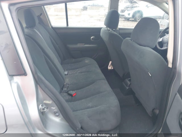 12562600 :رقم المزاد ، 3N1BC1CP2CL375378 vin ، 2012 Nissan Versa 1.8 S مزاد بيع