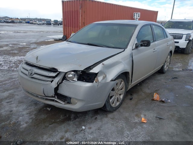 Продажа на аукционе авто 2005 Toyota Avalon Xl/xls/touring/limited, vin: 4T1BK36B65U009049, номер лота: 12562607