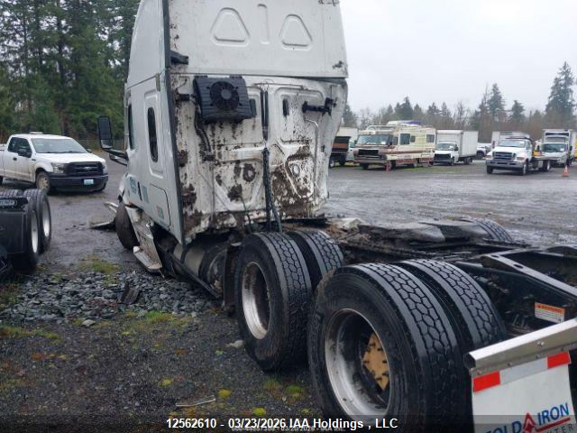 3AKJHHDR3NSMX1163 Freightliner New Cascadia 126