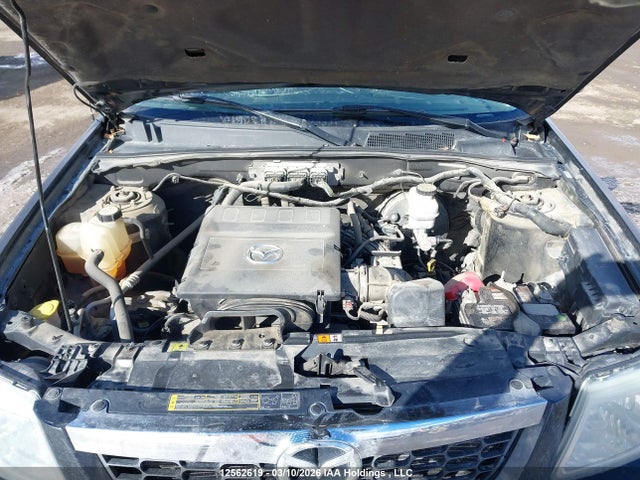 2010 Mazda Tribute S მანქანა იყიდება აუქციონზე, vin: 4F2CY9GG4AKM04406, აუქციონის ნომერი: 12562619