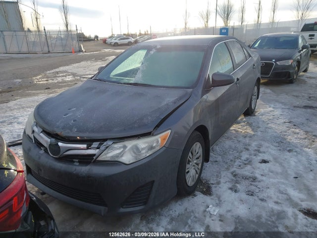 2014 Toyota Camry Le მანქანა იყიდება აუქციონზე, vin: 4T1BF1FK0EU384251, აუქციონის ნომერი: 12562626