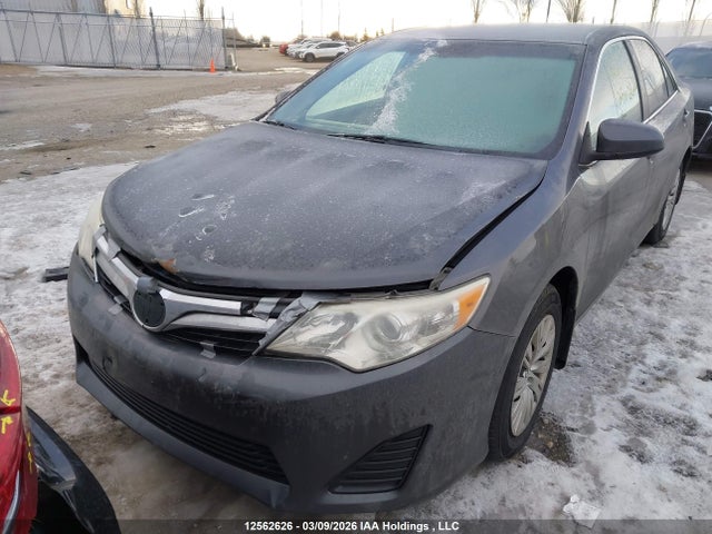 2014 Toyota Camry Le მანქანა იყიდება აუქციონზე, vin: 4T1BF1FK0EU384251, აუქციონის ნომერი: 12562626