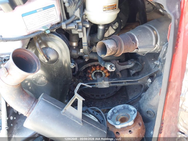 12562645 :رقم المزاد ، 2BPSCDFA0FV000125 vin ، 2015 Skidoo  مزاد بيع