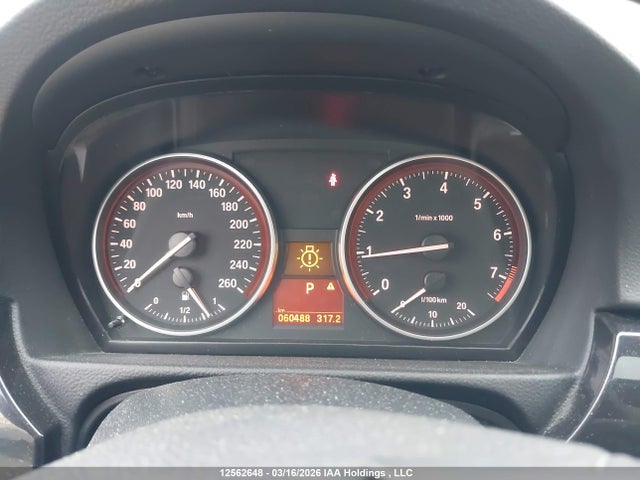 12562648 :رقم المزاد ، WBAPK7G50BNN85412 vin ، 2011 Bmw 328 Xi مزاد بيع