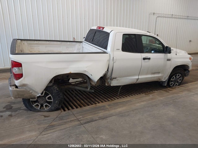 5TFUY5F19HX665120 Toyota Tundra Sr5 Plus 5.7l V8