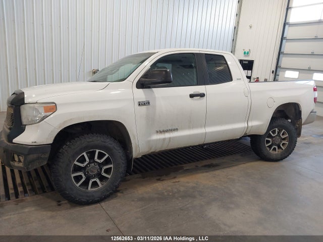 5TFUY5F19HX665120 Toyota Tundra Sr5 Plus 5.7l V8
