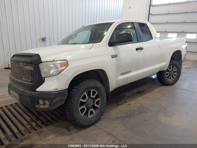 5TFUY5F19HX665120 Toyota Tundra Sr5 Plus 5.7l V8