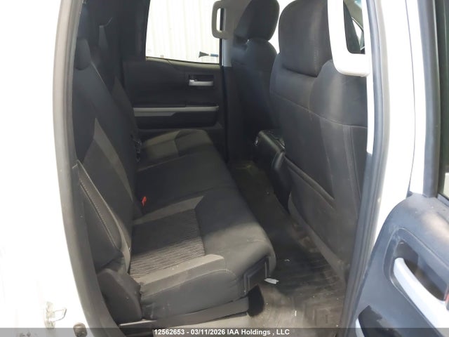 5TFUY5F19HX665120 Toyota Tundra Sr5 Plus 5.7l V8