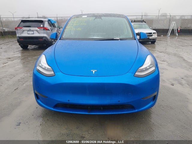 Продажа на аукционе авто 2022 Tesla Model Y, vin: 7SAYGDEE1NF484301, номер лота: 12562658