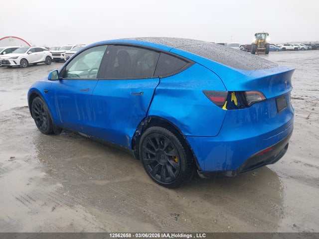 Продажа на аукционе авто 2022 Tesla Model Y, vin: 7SAYGDEE1NF484301, номер лота: 12562658