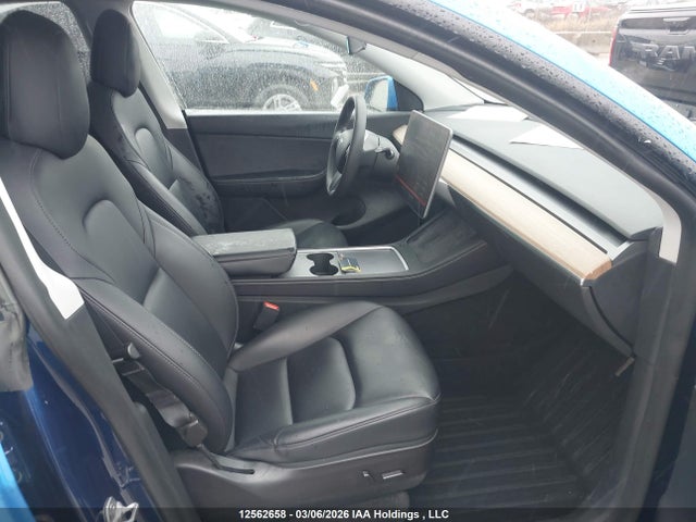 Продажа на аукционе авто 2022 Tesla Model Y, vin: 7SAYGDEE1NF484301, номер лота: 12562658