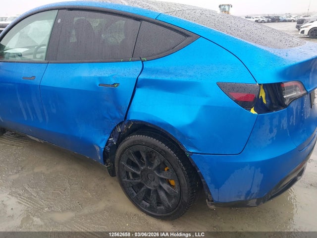 Продажа на аукционе авто 2022 Tesla Model Y, vin: 7SAYGDEE1NF484301, номер лота: 12562658