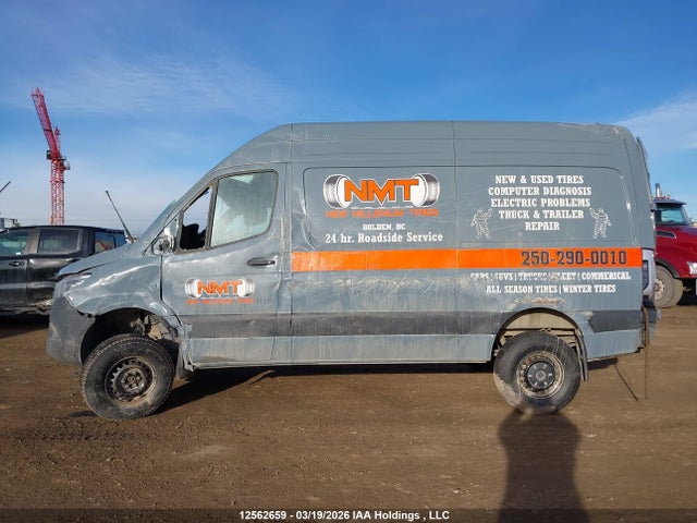 W1W4NBVYXRP736269 Mercedes-Benz Sprinter 2500