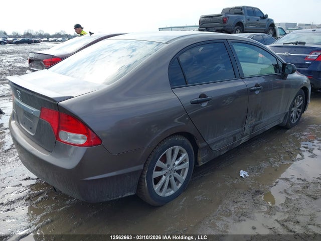 12562663 :رقم المزاد ، 2HGFA1F40BH010535 vin ، 2011 Honda Civic Dx-g مزاد بيع