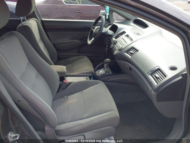 12562663 :رقم المزاد ، 2HGFA1F40BH010535 vin ، 2011 Honda Civic Dx-g مزاد بيع