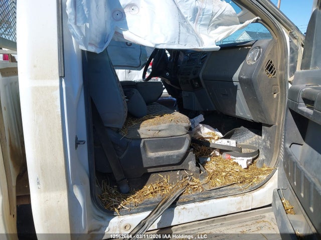 12562664 :رقم المزاد ، 1FTBF2B60CEA68052 vin ، 2012 Ford F250 Super Duty مزاد بيع