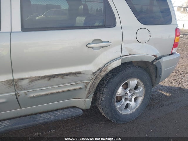 12562673 :رقم المزاد ، 1FMCU94173KC02573 vin ، 2003 Ford Escape Limited مزاد بيع