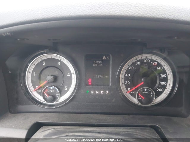 12562675 :رقم المزاد ، 1C6RR7SM3JS354890 vin ، 2018 Ram 1500 St مزاد بيع