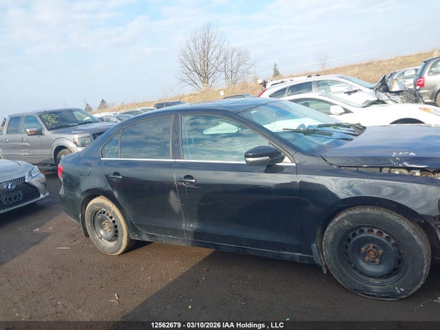 12562679 :رقم المزاد ، 3VWLL7AJ8BM107475 vin ، 2011 Volkswagen Jetta 2.0 Tdi Highline مزاد بيع