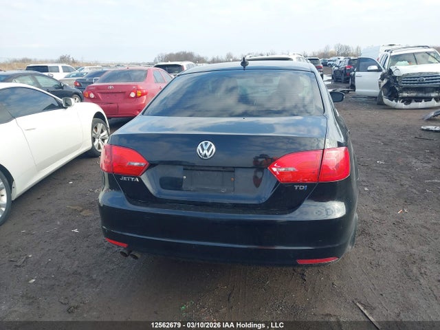 12562679 :رقم المزاد ، 3VWLL7AJ8BM107475 vin ، 2011 Volkswagen Jetta 2.0 Tdi Highline مزاد بيع