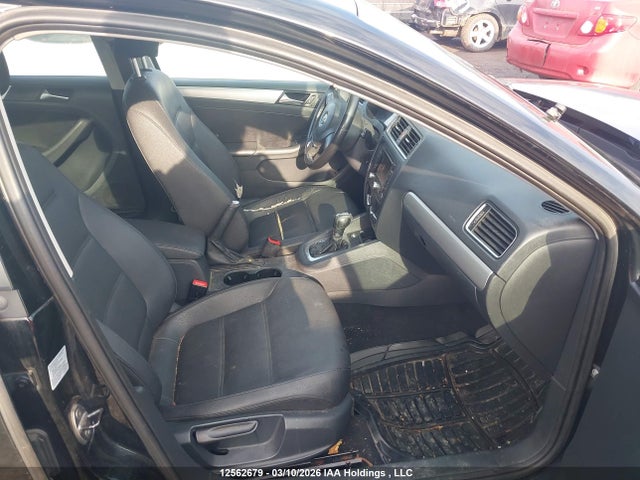 12562679 :رقم المزاد ، 3VWLL7AJ8BM107475 vin ، 2011 Volkswagen Jetta 2.0 Tdi Highline مزاد بيع