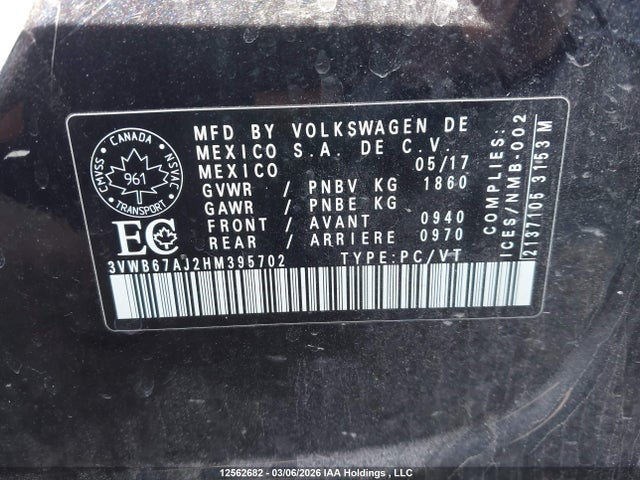3VWB67AJ2HM395702 Volkswagen Jetta Wolfsburg Edition