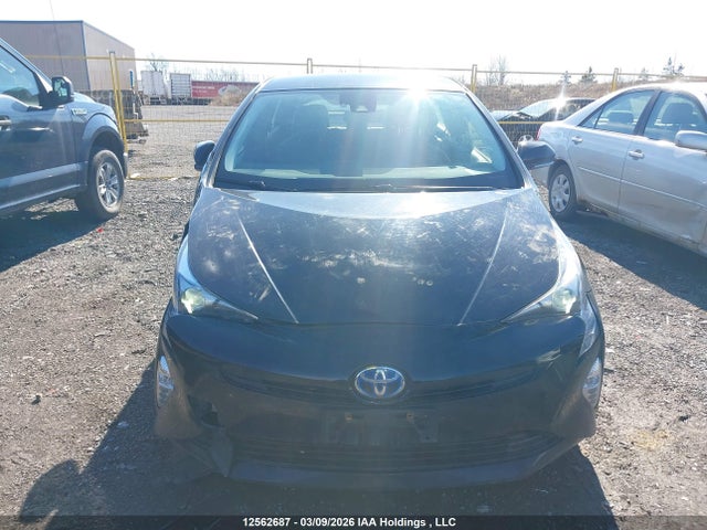 JTDKARFU1H3043163 Toyota Prius Touring
