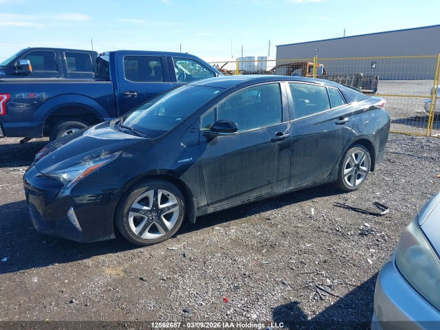 JTDKARFU1H3043163 Toyota Prius Touring