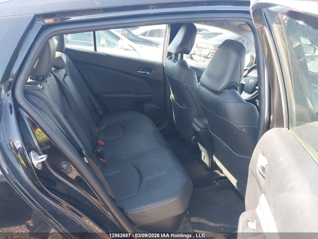 JTDKARFU1H3043163 Toyota Prius Touring