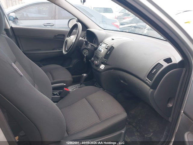 Продажа на аукционе авто 2011 Hyundai Elantra Touring Gl, vin: KMHDB8AE9BU116454, номер лота: 12562691