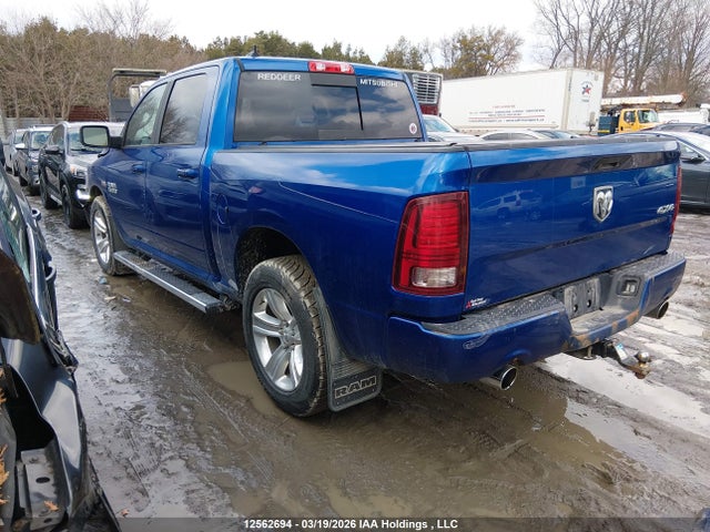 12562694 :رقم المزاد ، 1C6RR7MT0JS128505 vin ، 2018 Ram 1500 Sport مزاد بيع