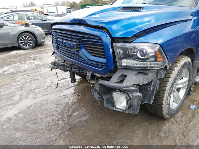 12562694 :رقم المزاد ، 1C6RR7MT0JS128505 vin ، 2018 Ram 1500 Sport مزاد بيع